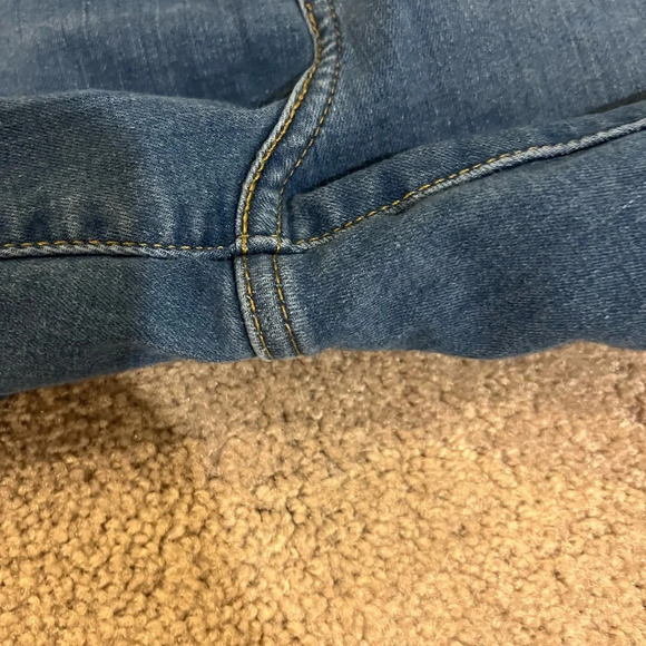 Levi’s 720 High Rise Super Skinny Jeans - Picture 4 of 8